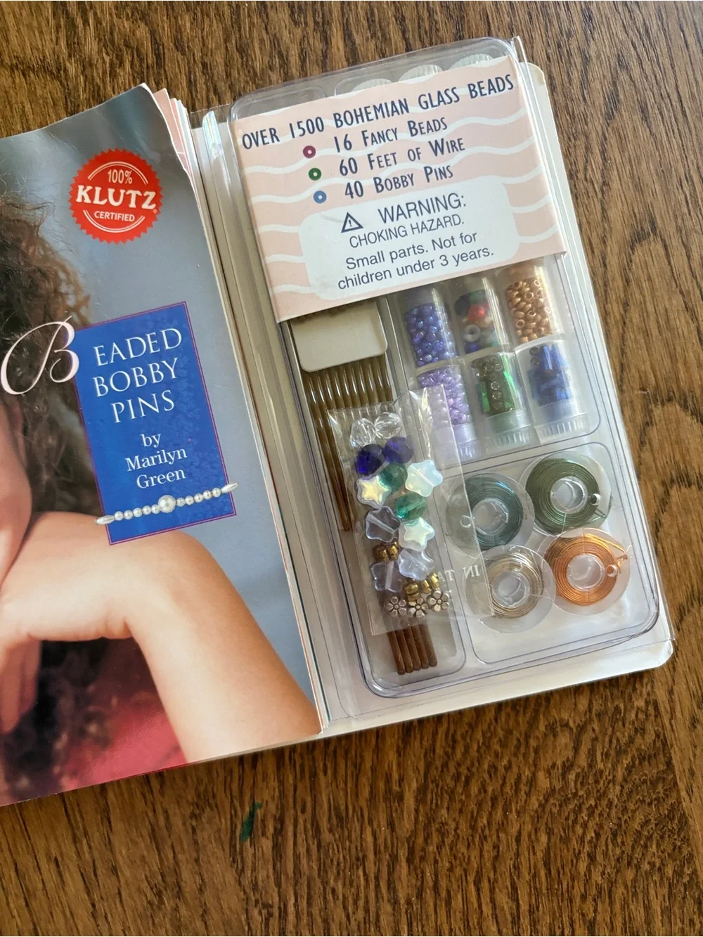 New Klutz Beaded Bobby Pins Hair Craft Kit w Instructions Beads Wire DIY 1999